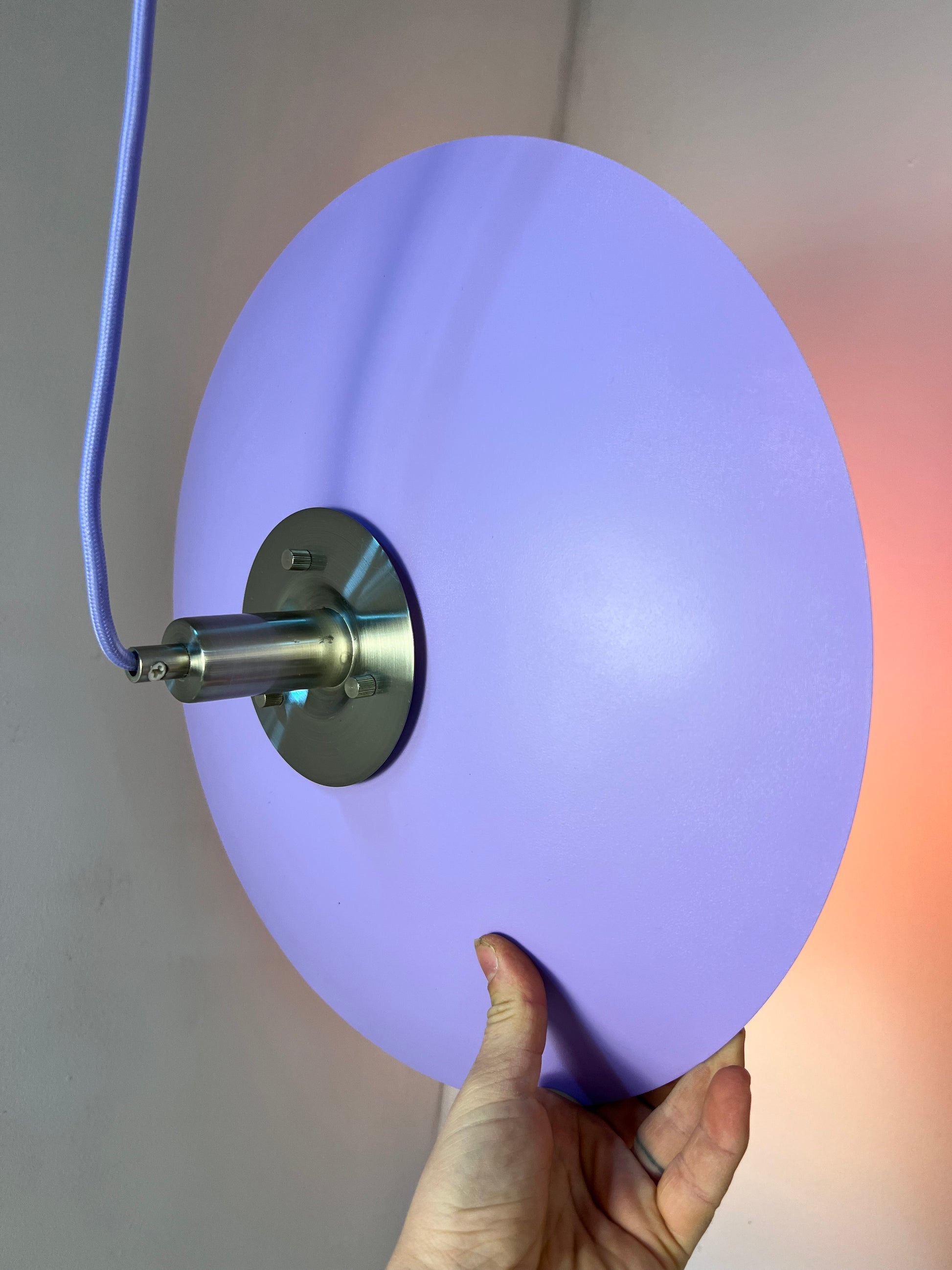 Lamellenlampe neu lackiert flieder peach pink aus Dänemark