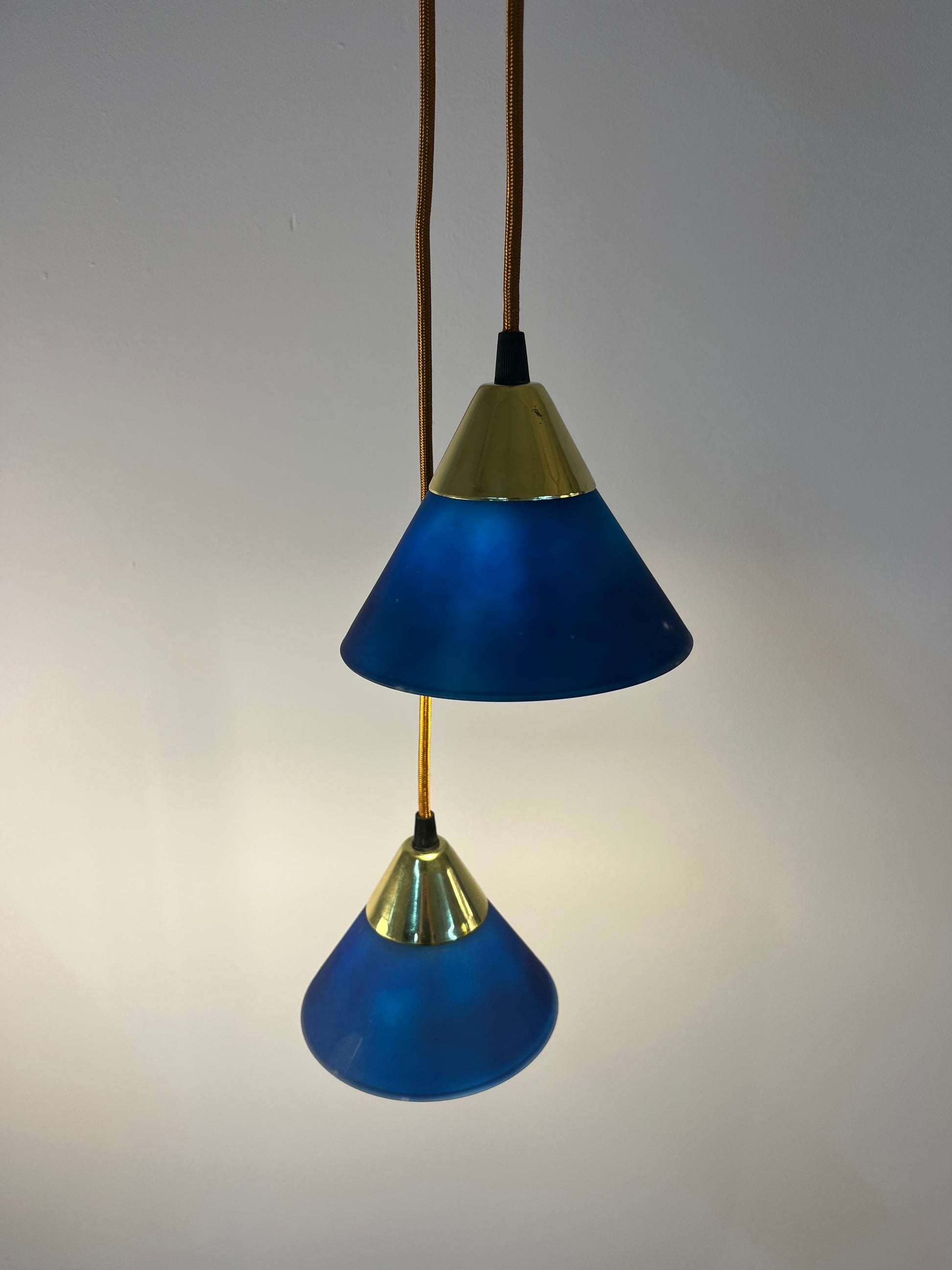 Set: 2x Hängelampe blau Glas Messing