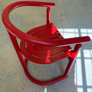 Armlehnstuhl rot von Allmilmö