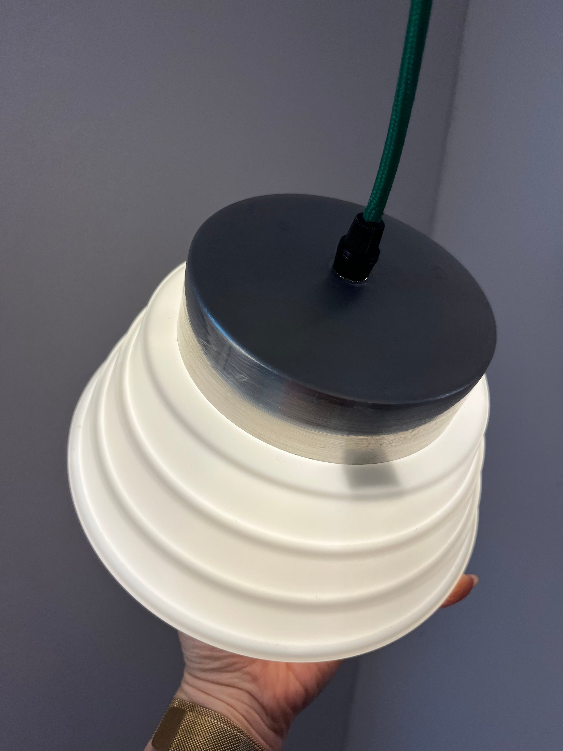 Hängelampe weiß silber Glas