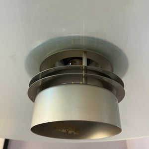 Lamellenlampe Milchglas von von Dana Light
