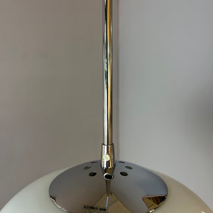 Hängelampe weiß Glas Chrom mit Stab