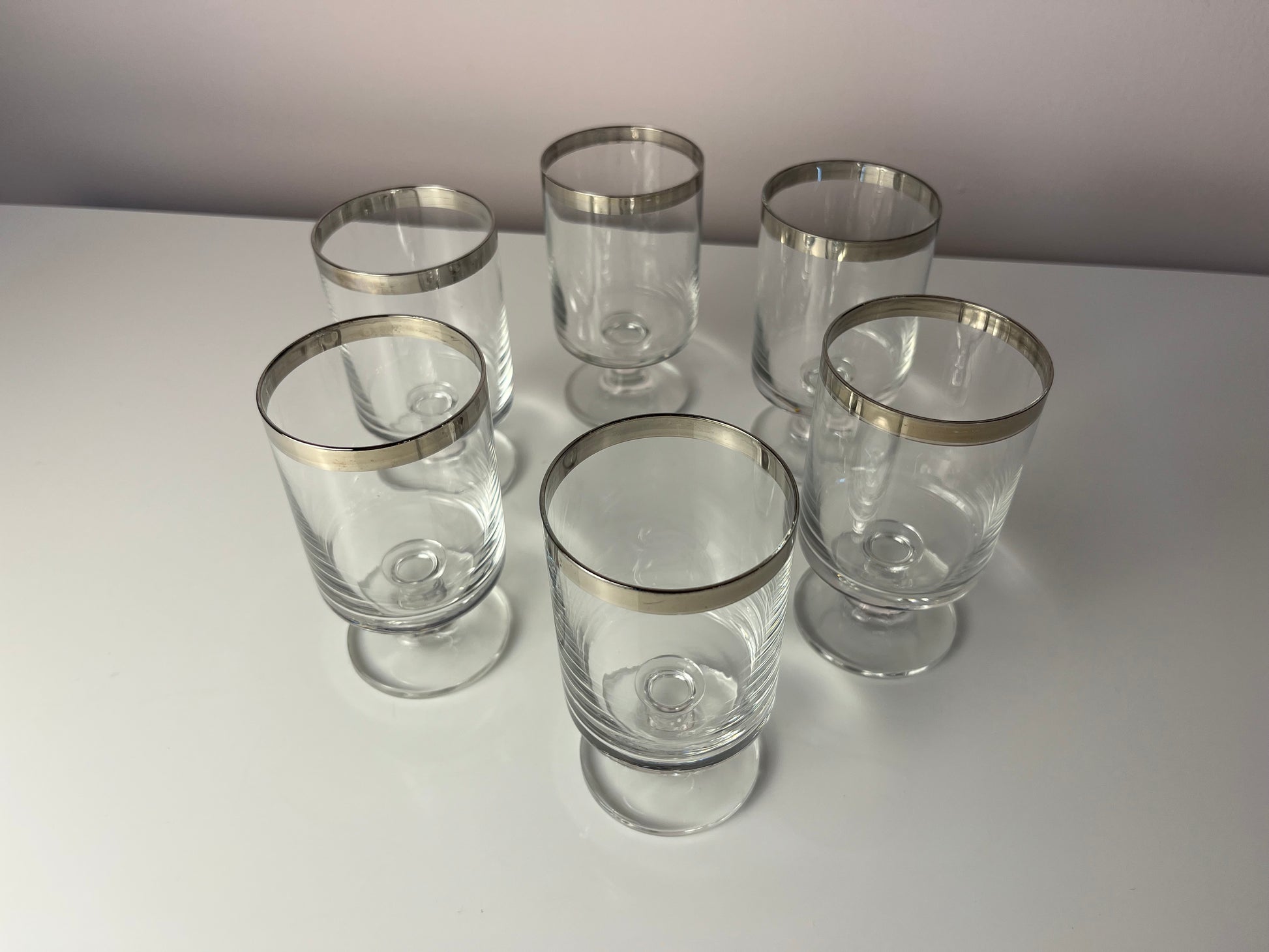 Set: 6x Weinglas mit Silberrand