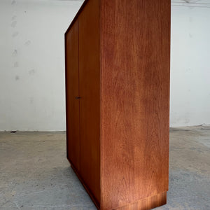 Großer Kleiderschrank Teak von rt Möbel