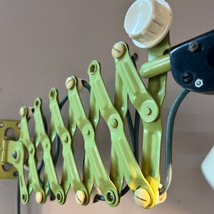 Scherenlampe mint creme von VEB Zweckleuchtenbau Dresden