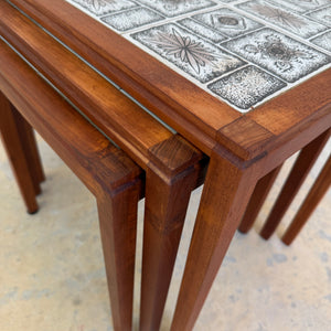 Set: 3 Satztische Teak & Fliesen aus Dänemark