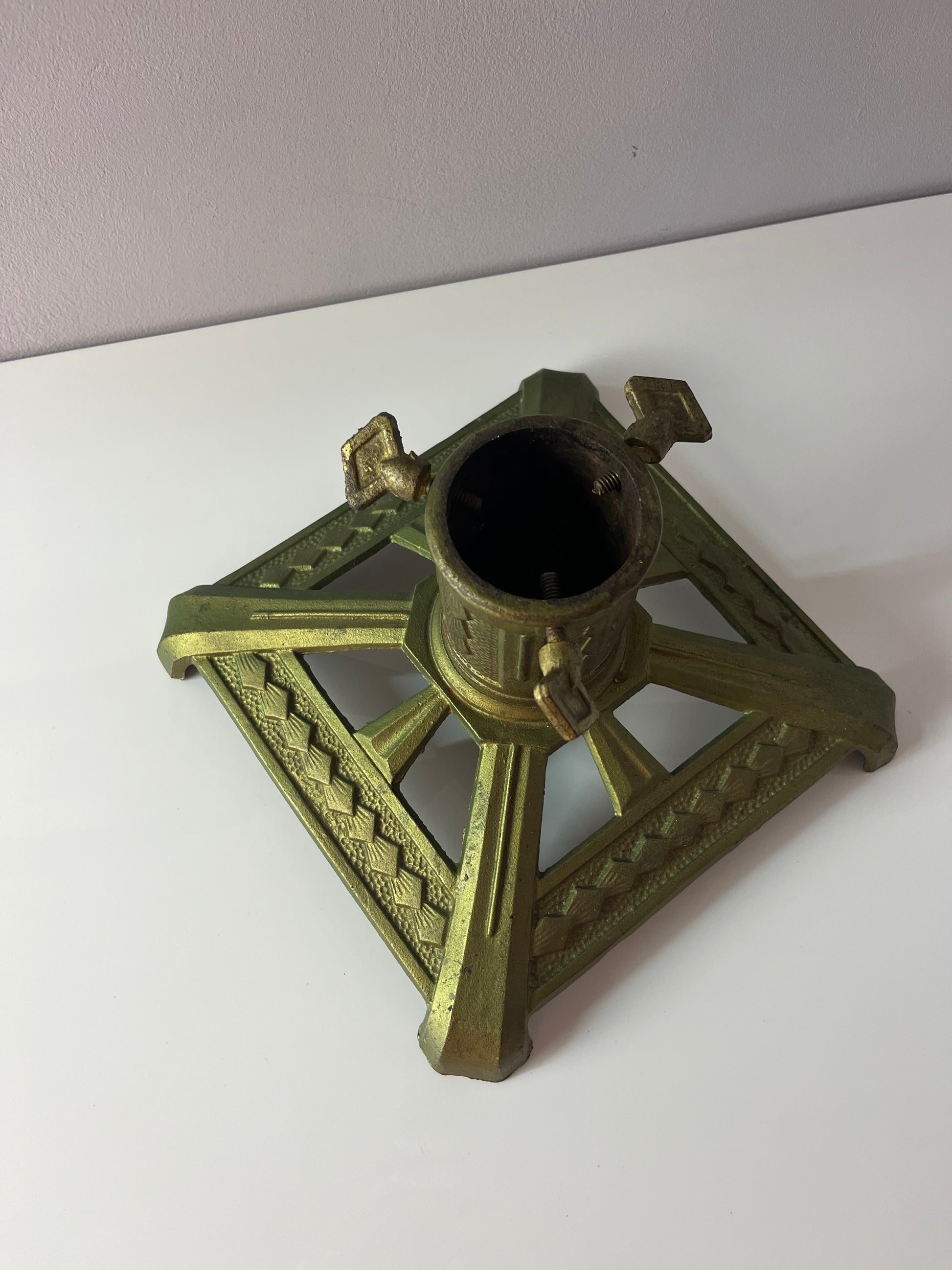 Tannenbaumständer grün Gusseisen