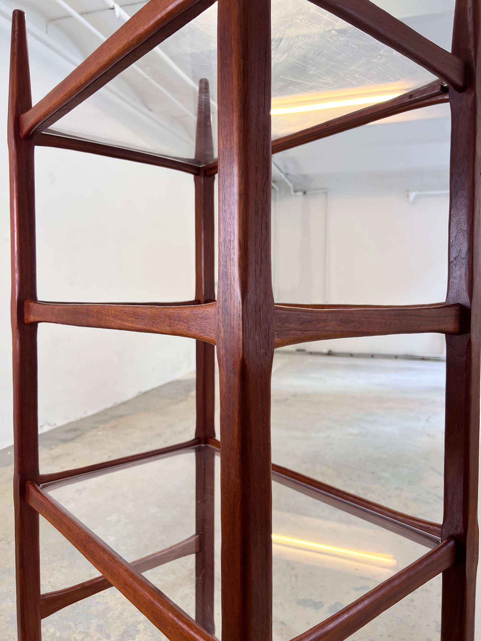 Regal Teak mit Acrylglasplatten aus Däenmark