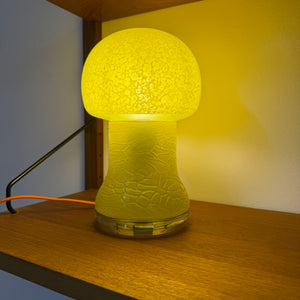 Pilzlampe gelb Glas von Karin Korn für Beleuchtungsglaskombinat Görlitz