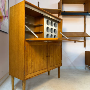 Barschrank Eiche von Rud Thygesen & Johnny Sørensen für HG Furniture