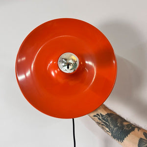 Wandlampe Diskus orange 33 cm von Charlotte Perriand für Honsel