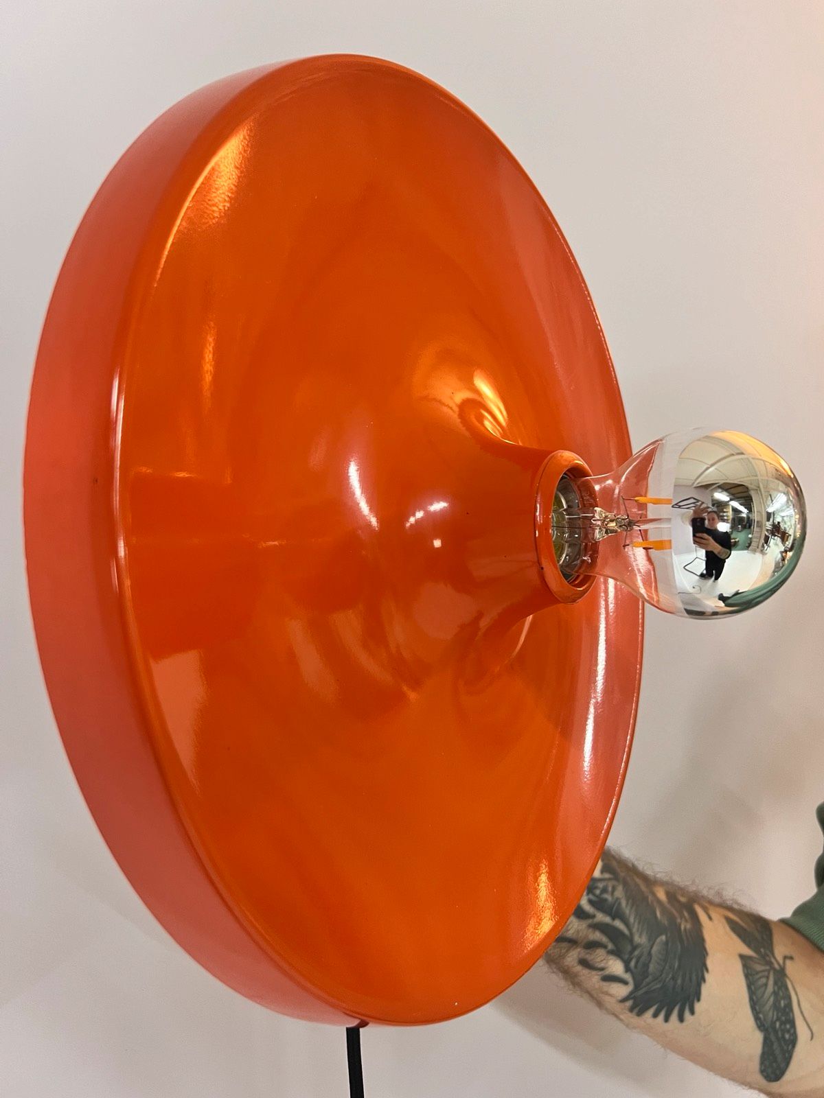 Wandlampe Diskus orange 33 cm von Charlotte Perriand für Honsel