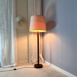 Stehlampe Teak Naturwolle von DOMUS