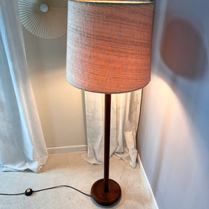 Stehlampe Teak Naturwolle von DOMUS