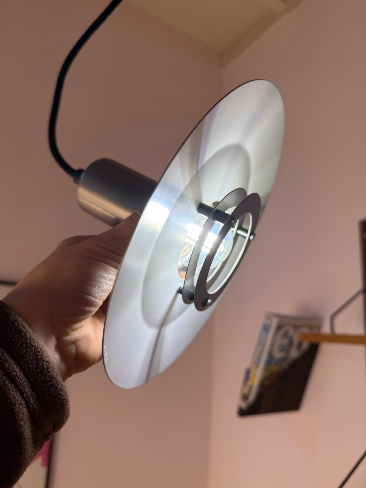 Lamellenlampe Serie Light Studio silber von Horn