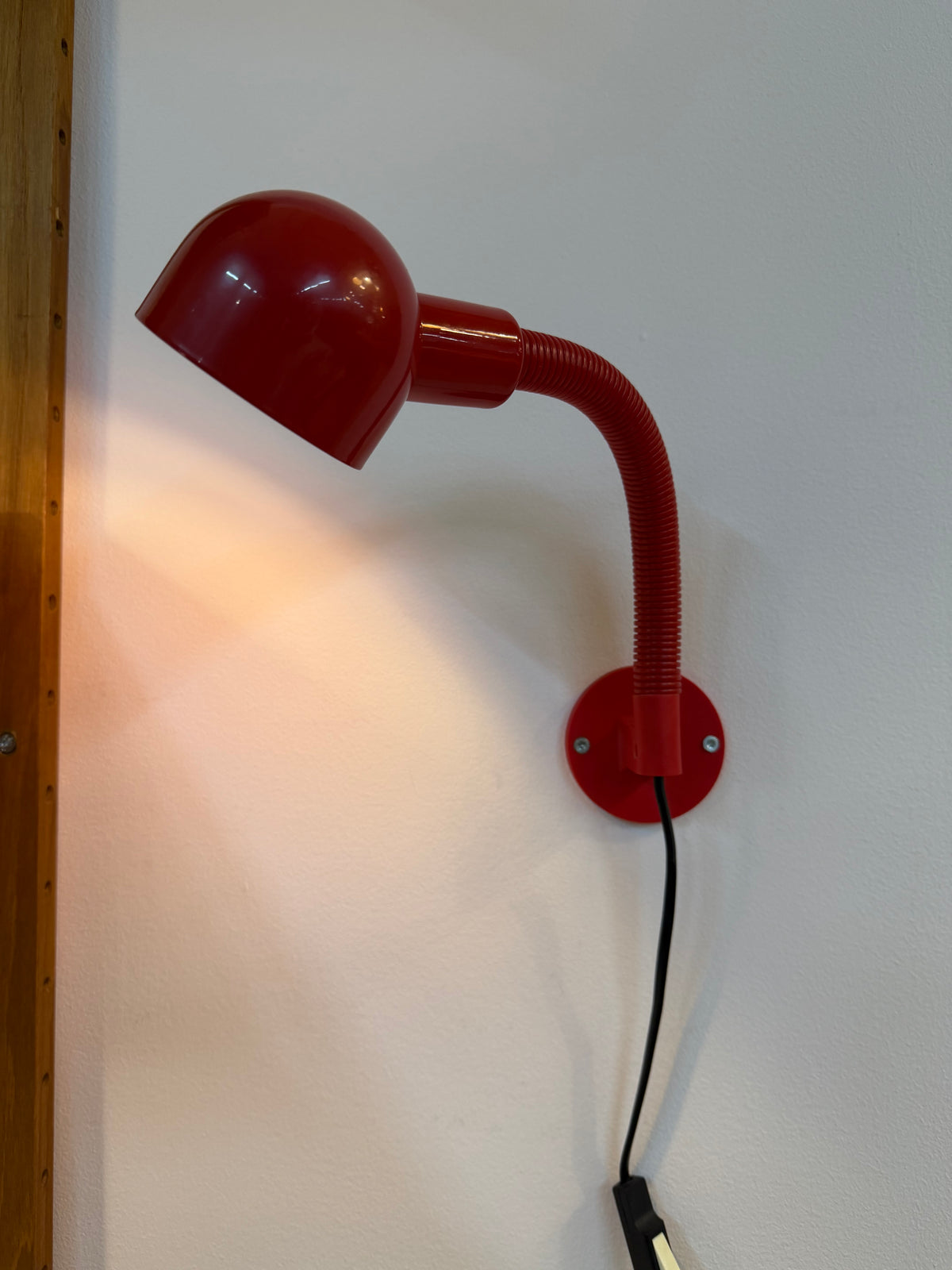Wandlampe rot von Laoni