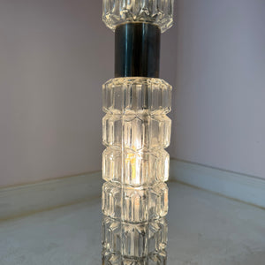 Stehlampe rot Glas Chrom von Fischer Leuchten