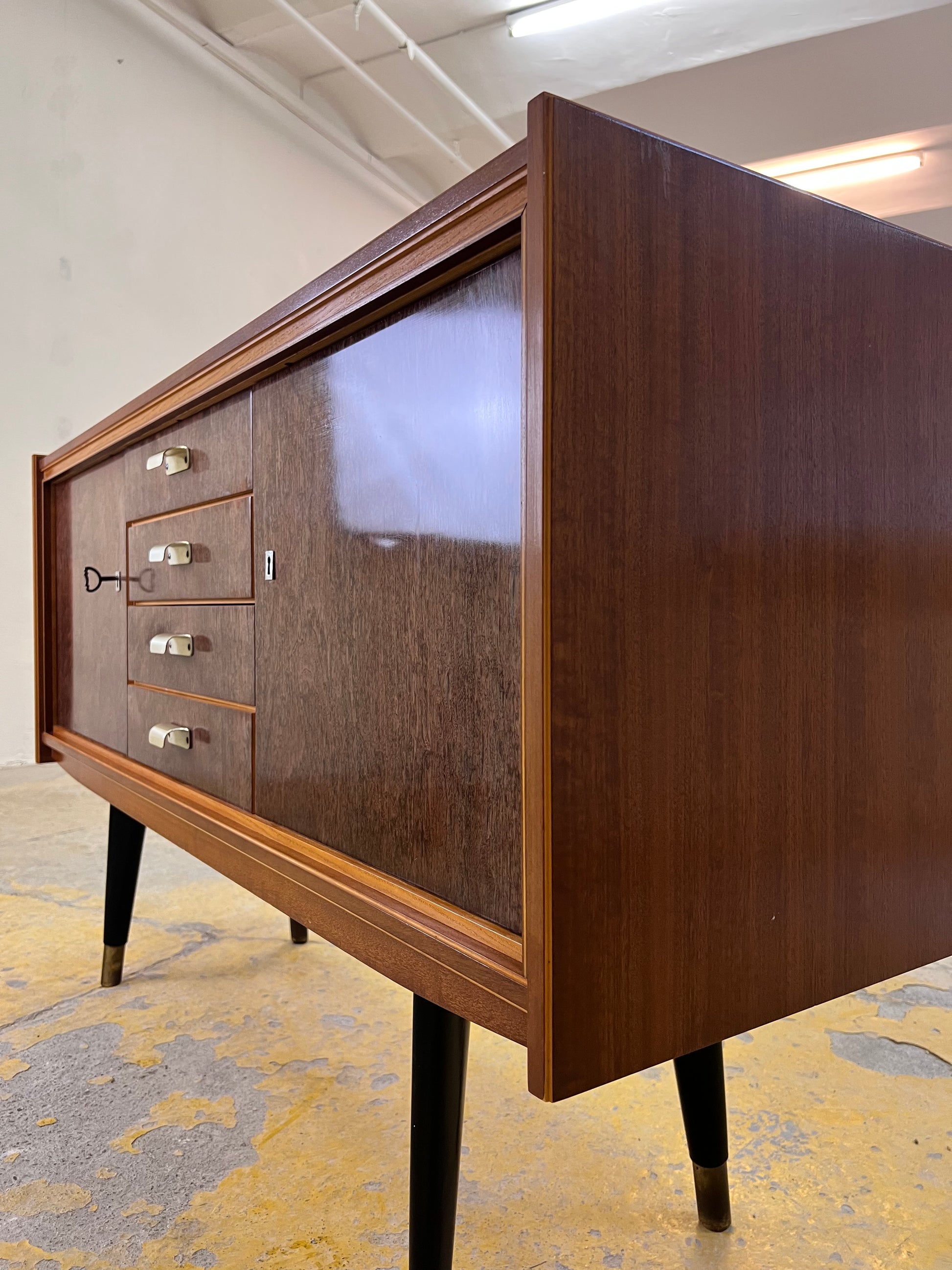 Kleines Sideboard Holz aus der DDR