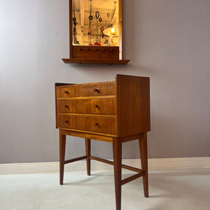 Set: Kommode mit Spiegel Teak