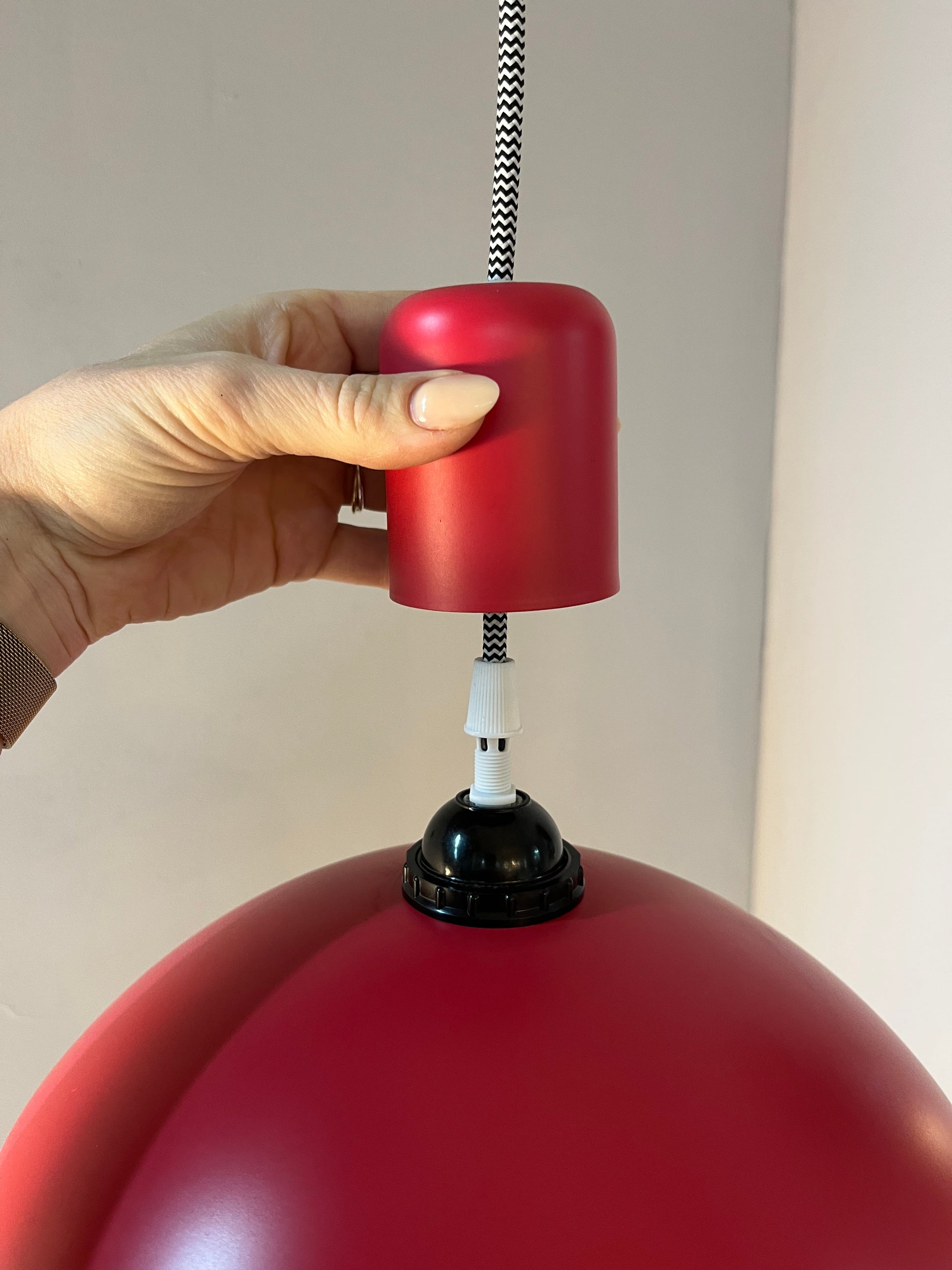 Hängelampe Typ 728 rot von Horn