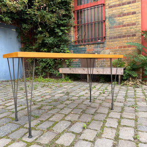 Klubtisch Typ 602/K Esche mit neuen Füßen von Hellerau