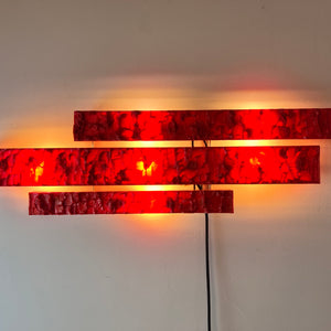 Wandlampe rot von Uwe Mersch