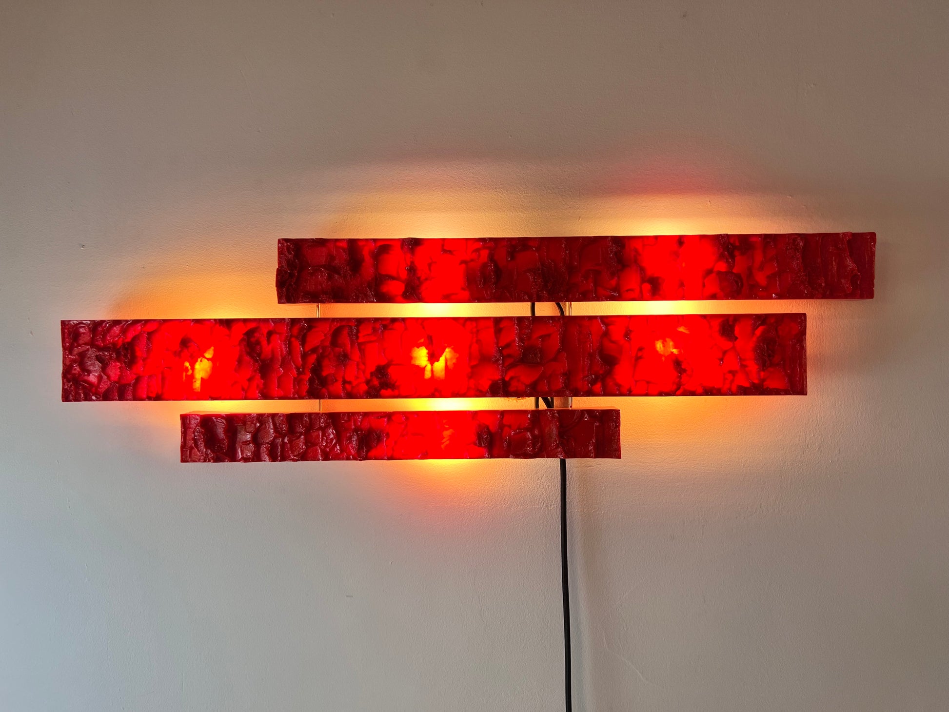 Wandlampe rot von Uwe Mersch