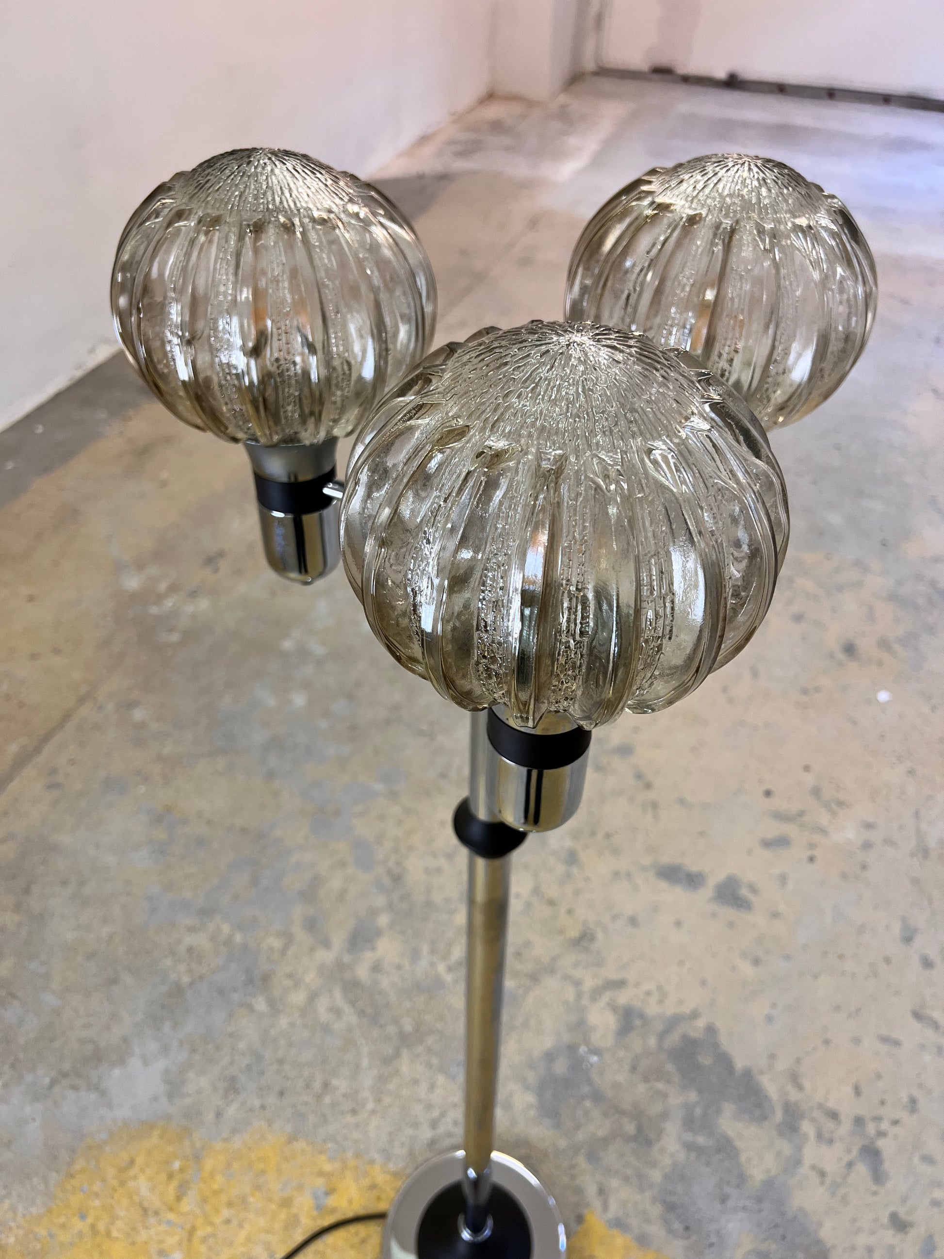 Stehlampe Chrom 70er