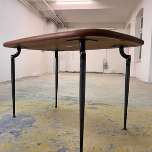 Esstisch Teak mit Metallbeinen