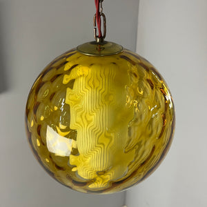 Kugellampe gelb Glas mit Kette aus Dänemark