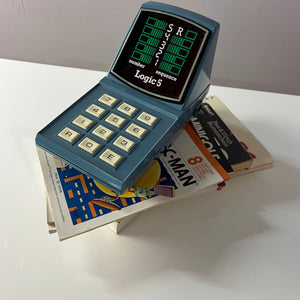 Set: Booklets & Logic 5 von Milton Bradley