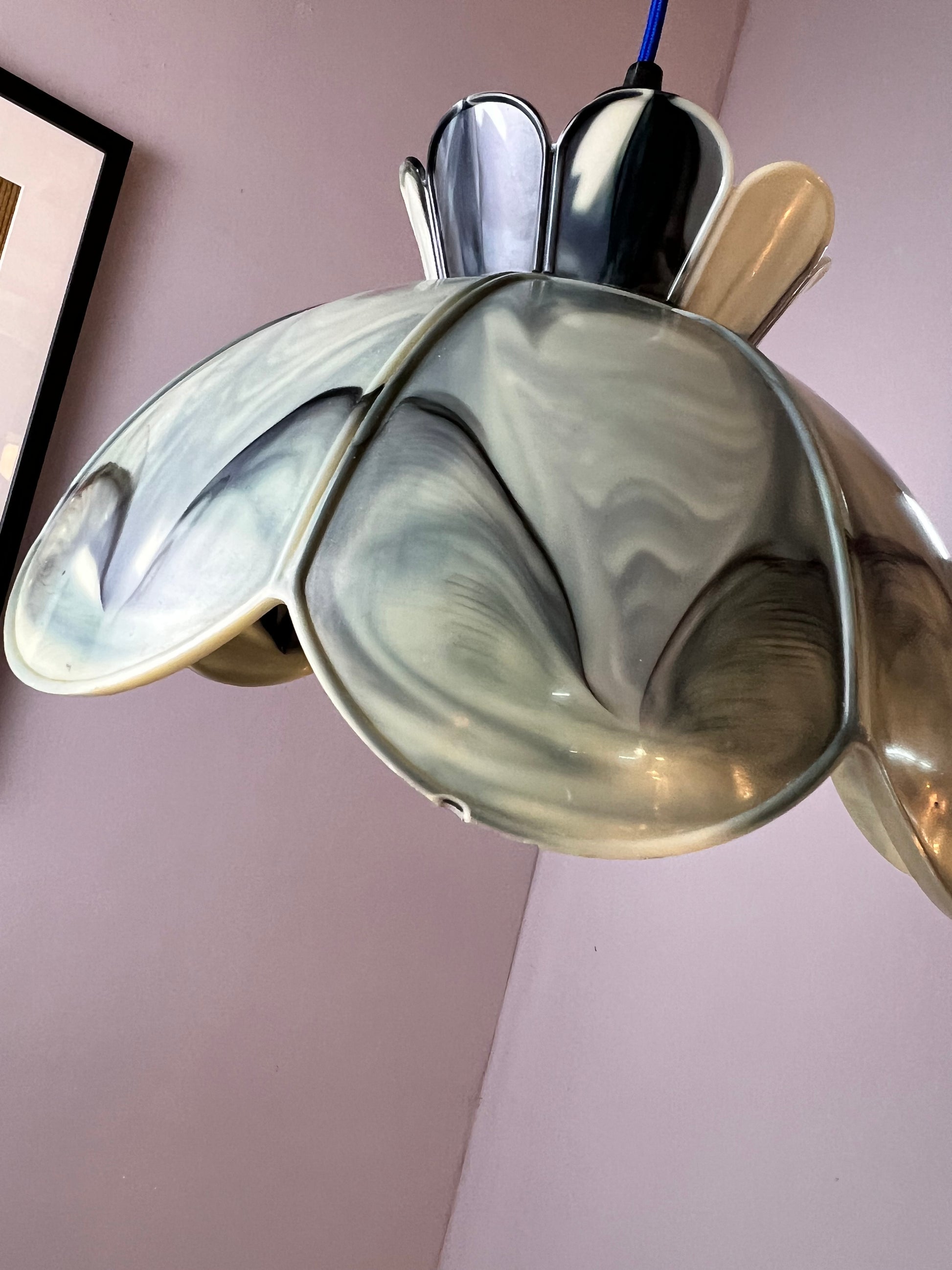 Hängelampe marmorierte Blume Kunststoff aus Dänemark