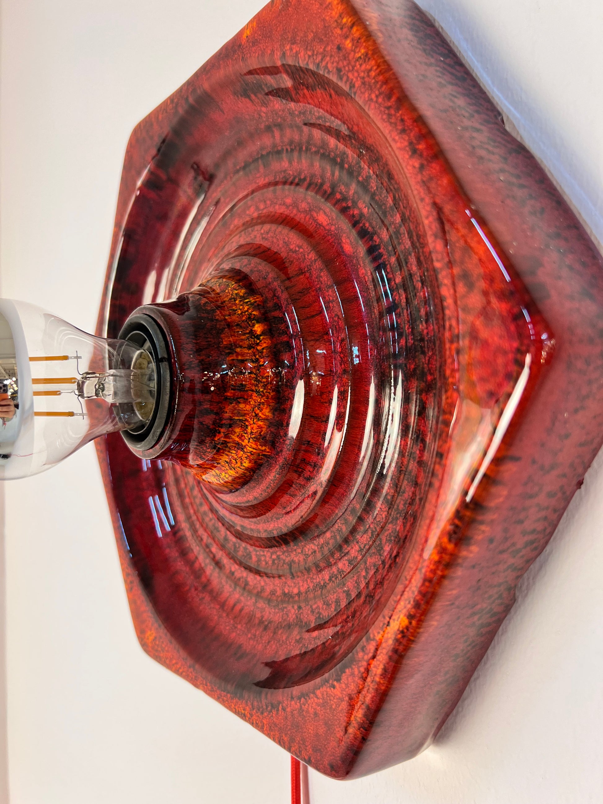Wandlampe rot Keramik von Hustadt Leuchten