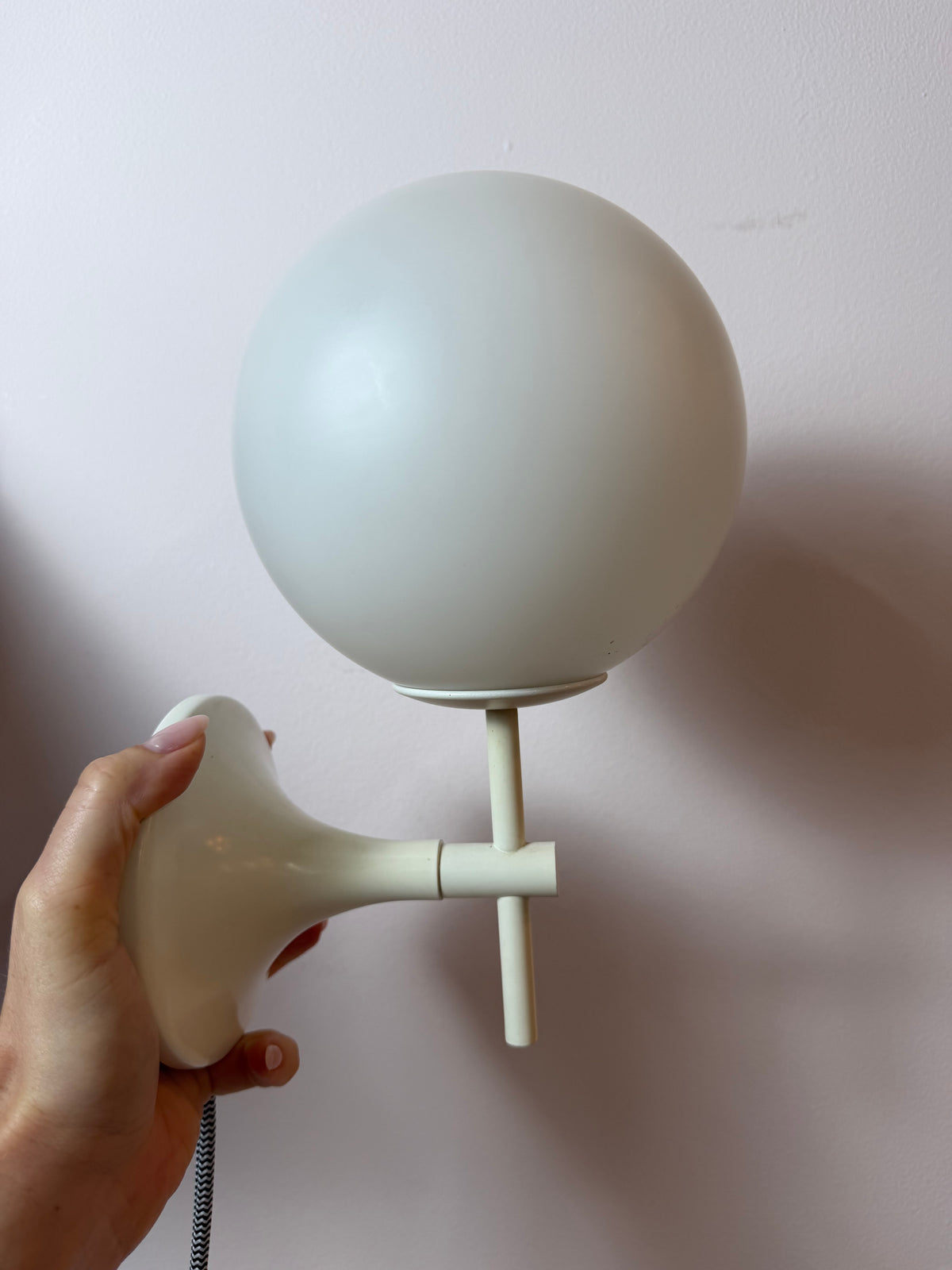 Wandlampe weiß Opalglas von Max Bill für Temde