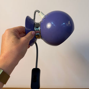 Kugellampe lila für Tisch oder Wand von Abo Randers