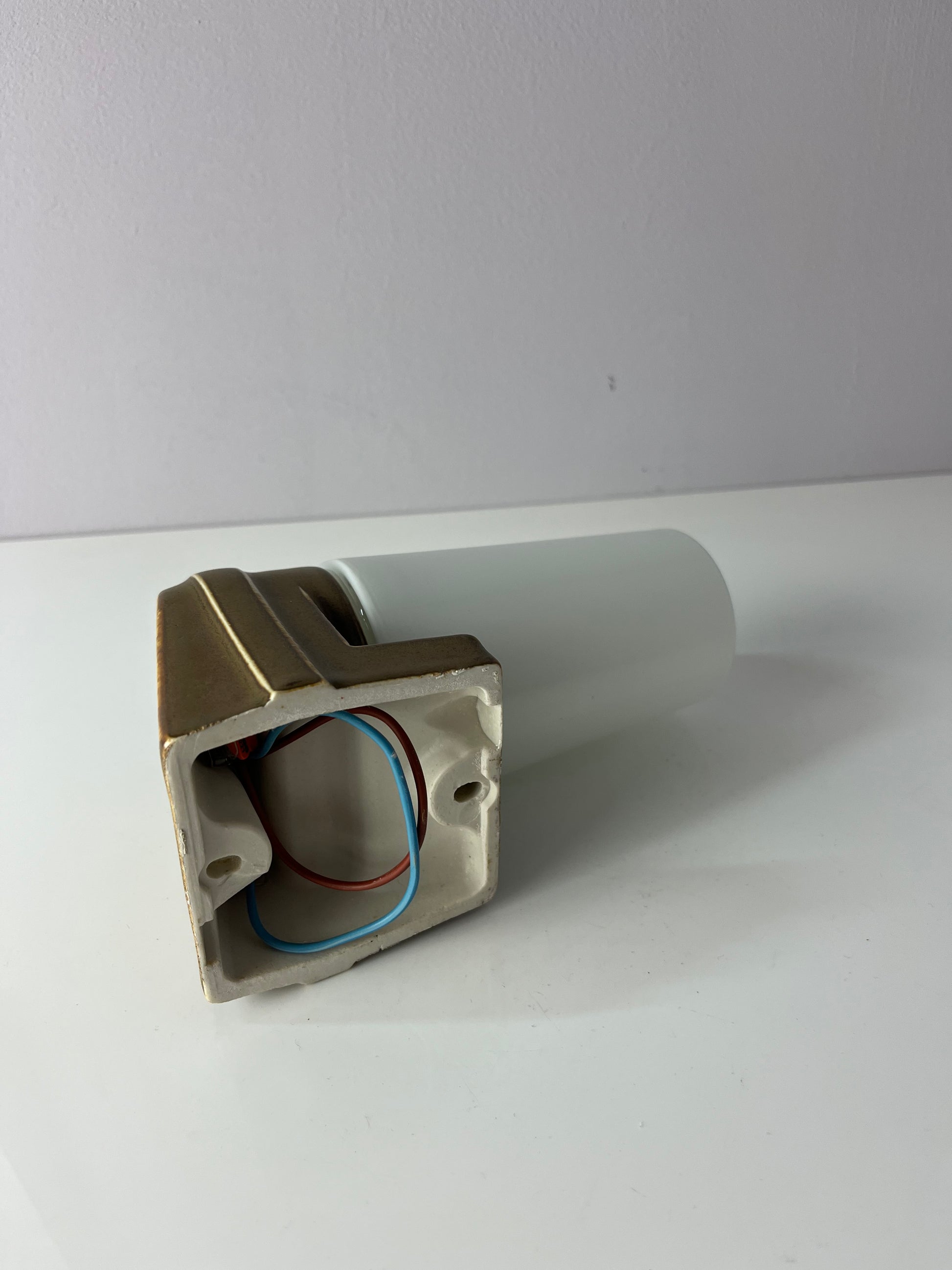 Wandlampe Modell 6080 ocker von Sigvard Bernadotte für Ifö