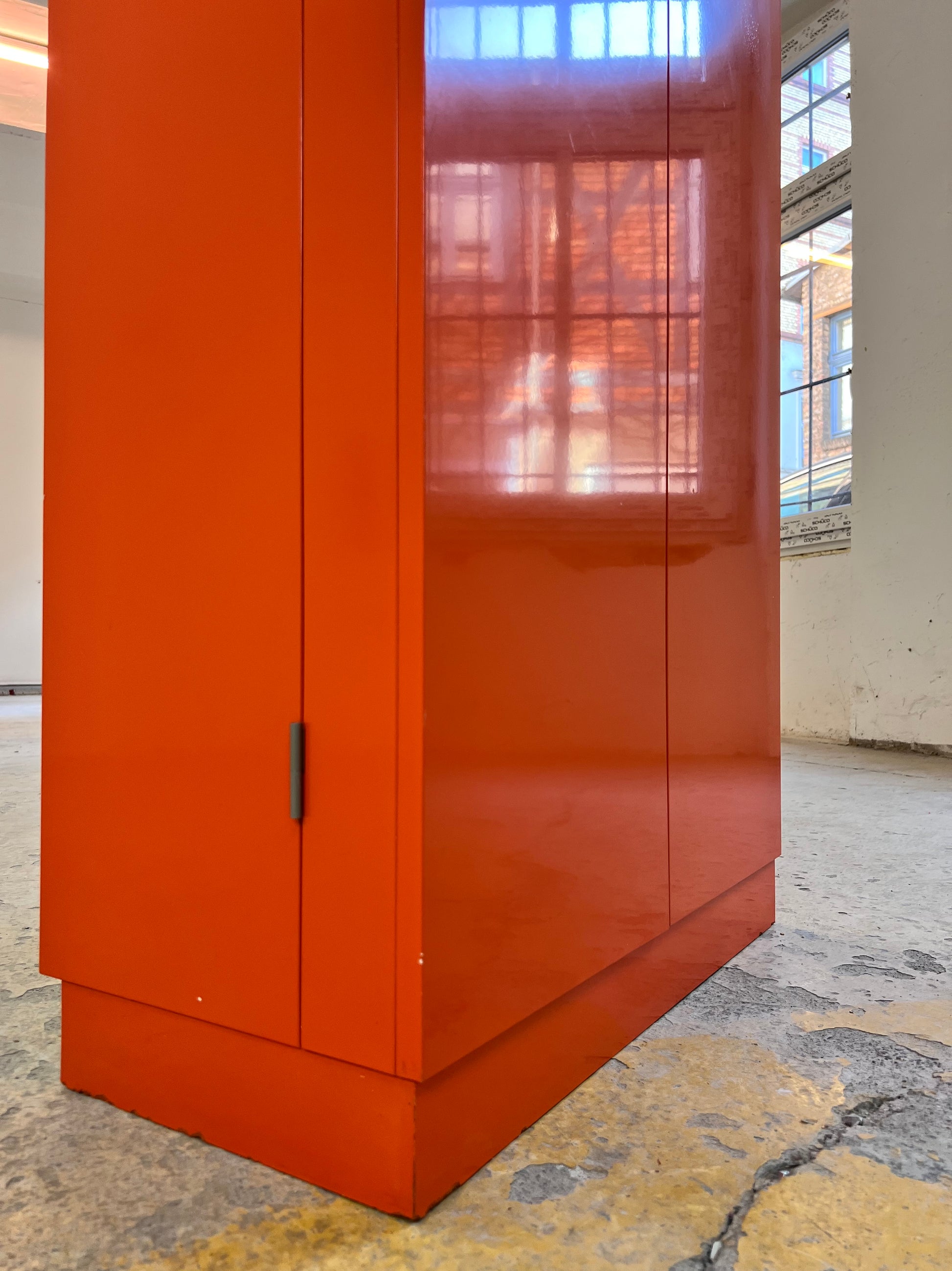 Schuhschrank orange von Schönbuch