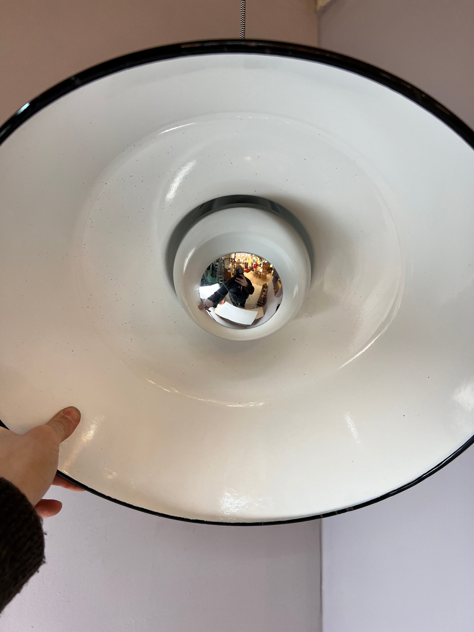 Hängelampe schwarz Emaille aus Dänemark