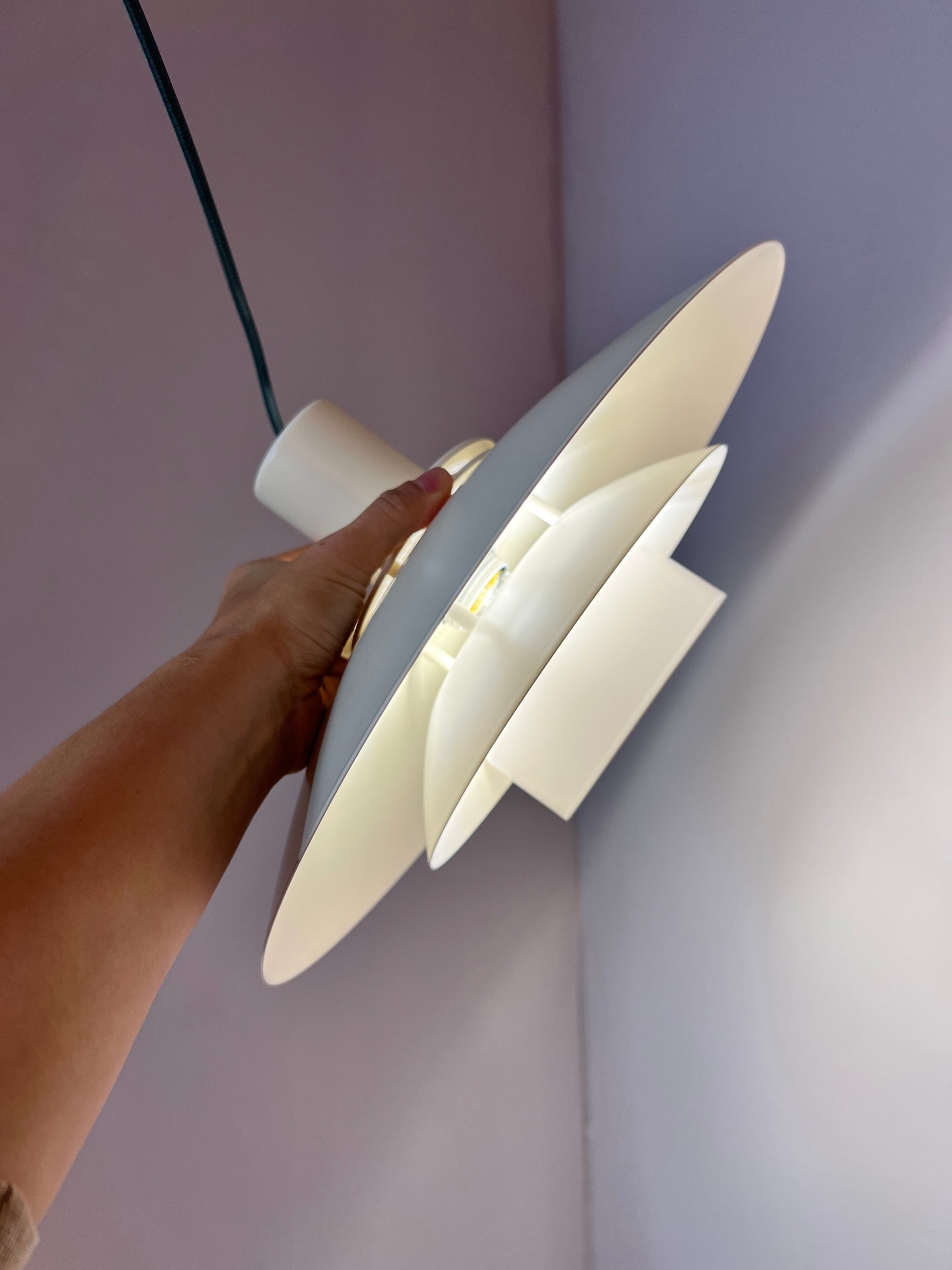 Lamellenlampe Dänemark cremeweiss