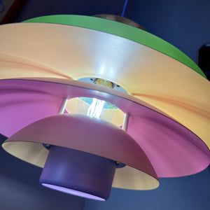 Lamellenlampe neu lackiert pastell aus Dänemark
