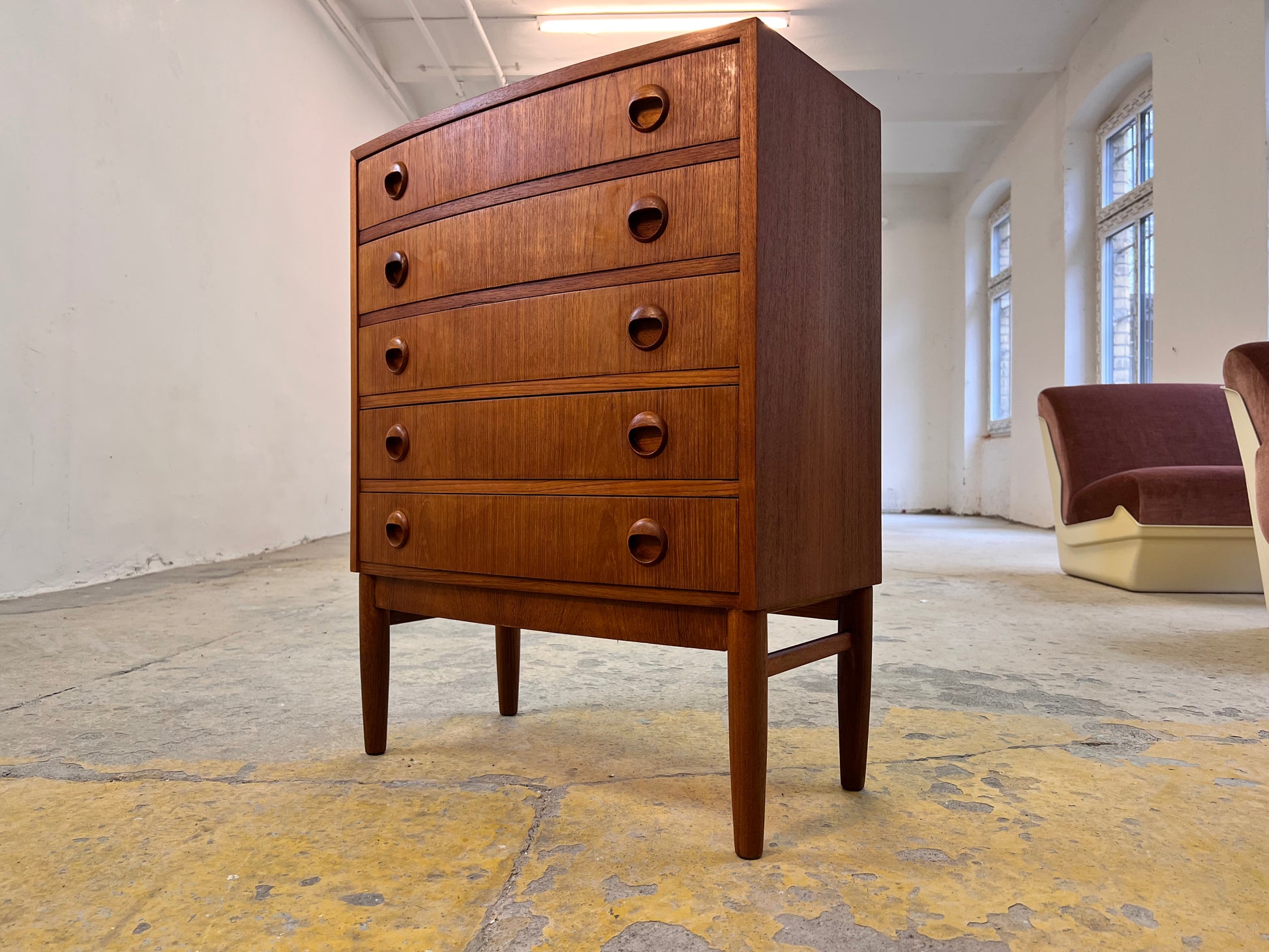 Geschwungene Kommode Teak von Kai Kristiansen