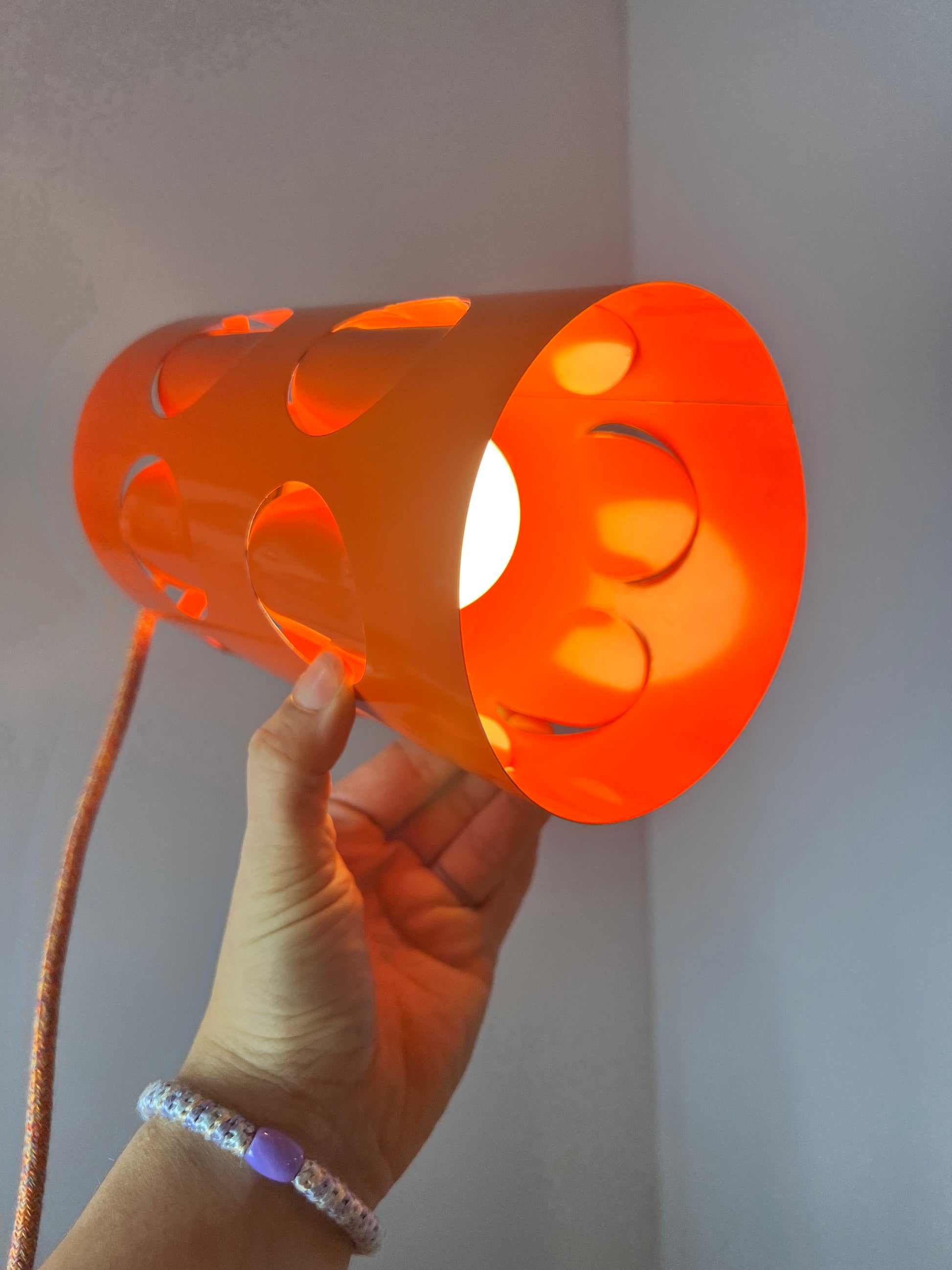 Hängelampe orange Metall von Raak Amsterdam
