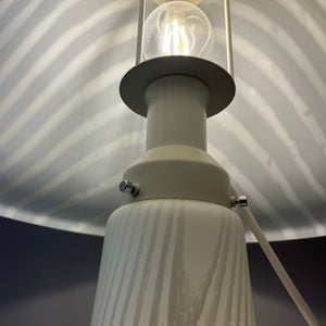 Pilzlampe weiß mit Zebramuster von Peill & Putzler