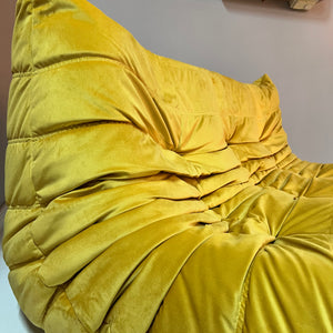 Dreisitzer Sofa 
