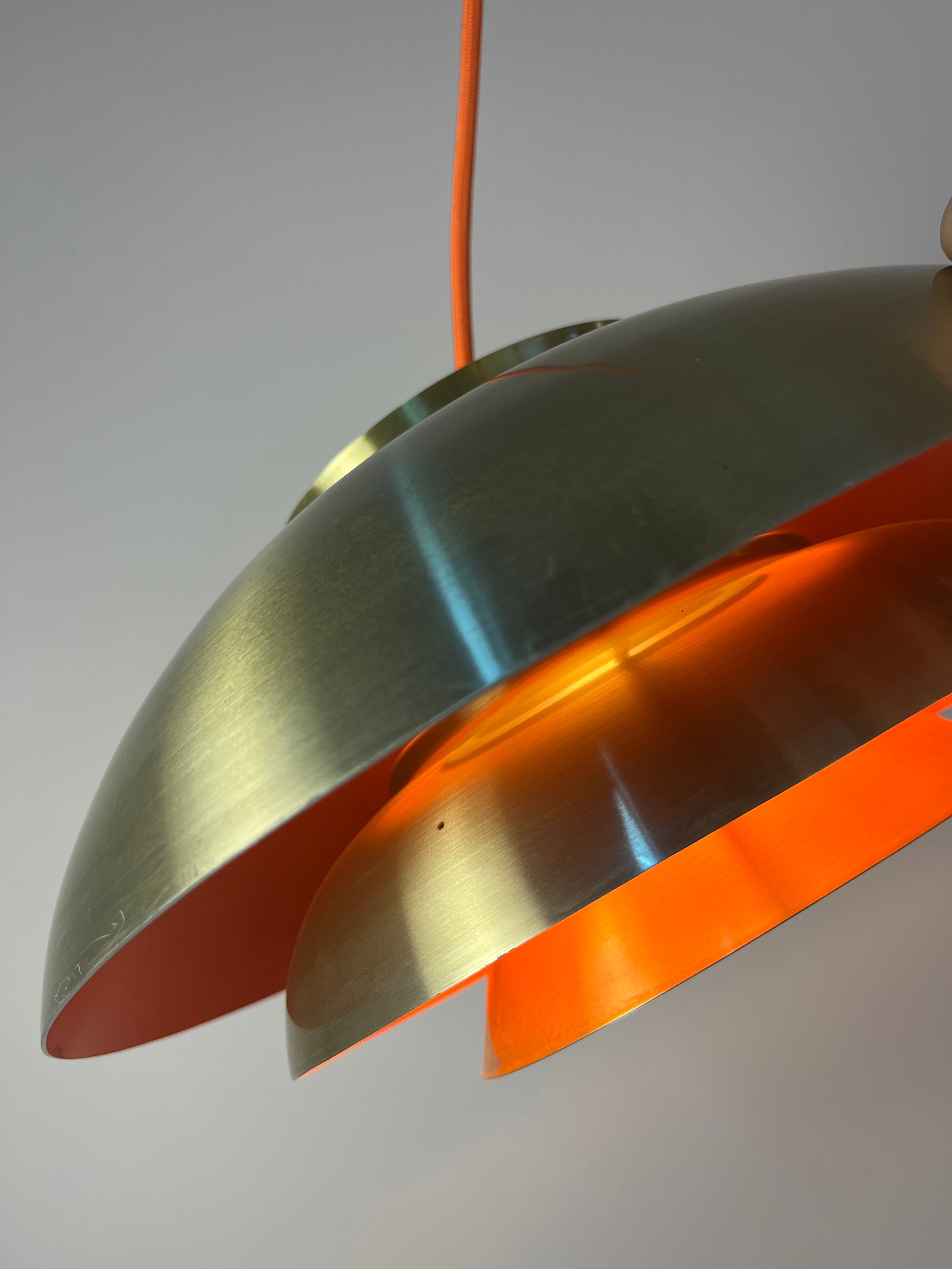 Lamellenlampe gold orange aus Dänemark
