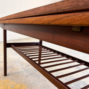 Ausziehbarer Couchtisch Teak mit Ablage