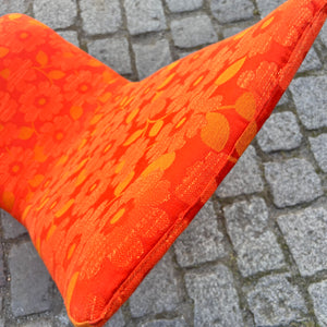 Sessel mit Tulpenfuß orange creme 70er