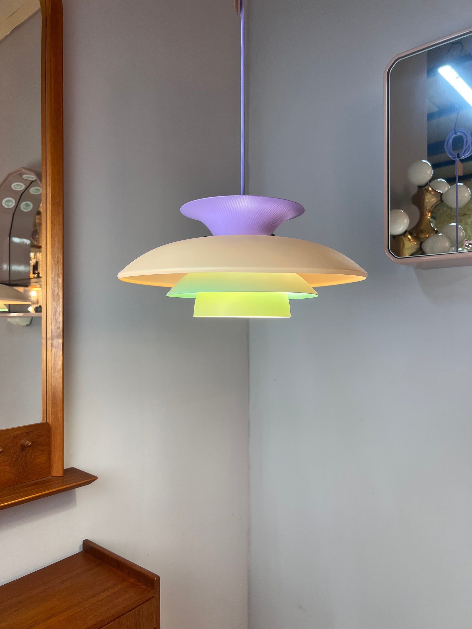Lamellenlampe neu lackiert Dänemark