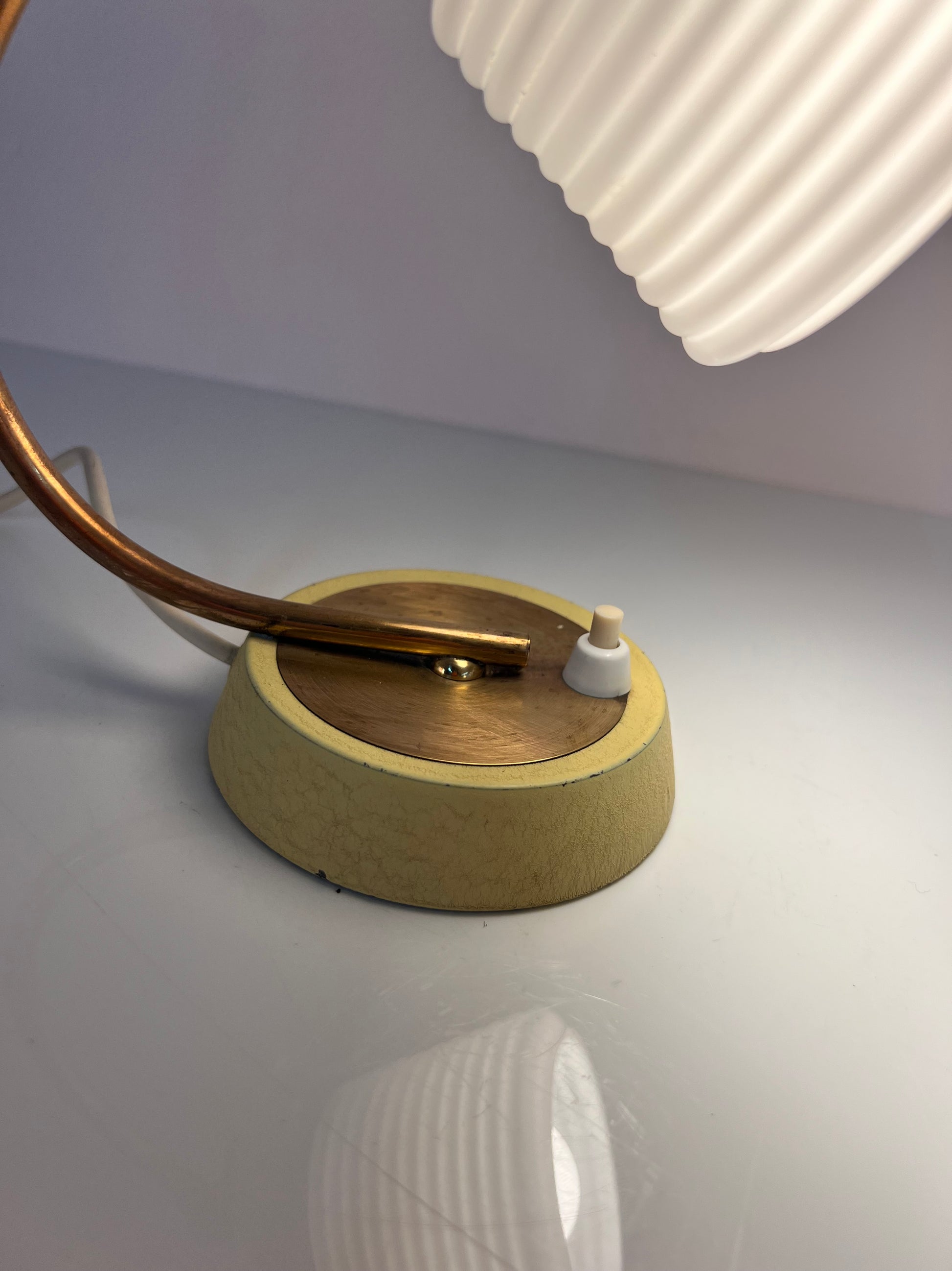 Schreibtischlampe Messing mit Glasschirm