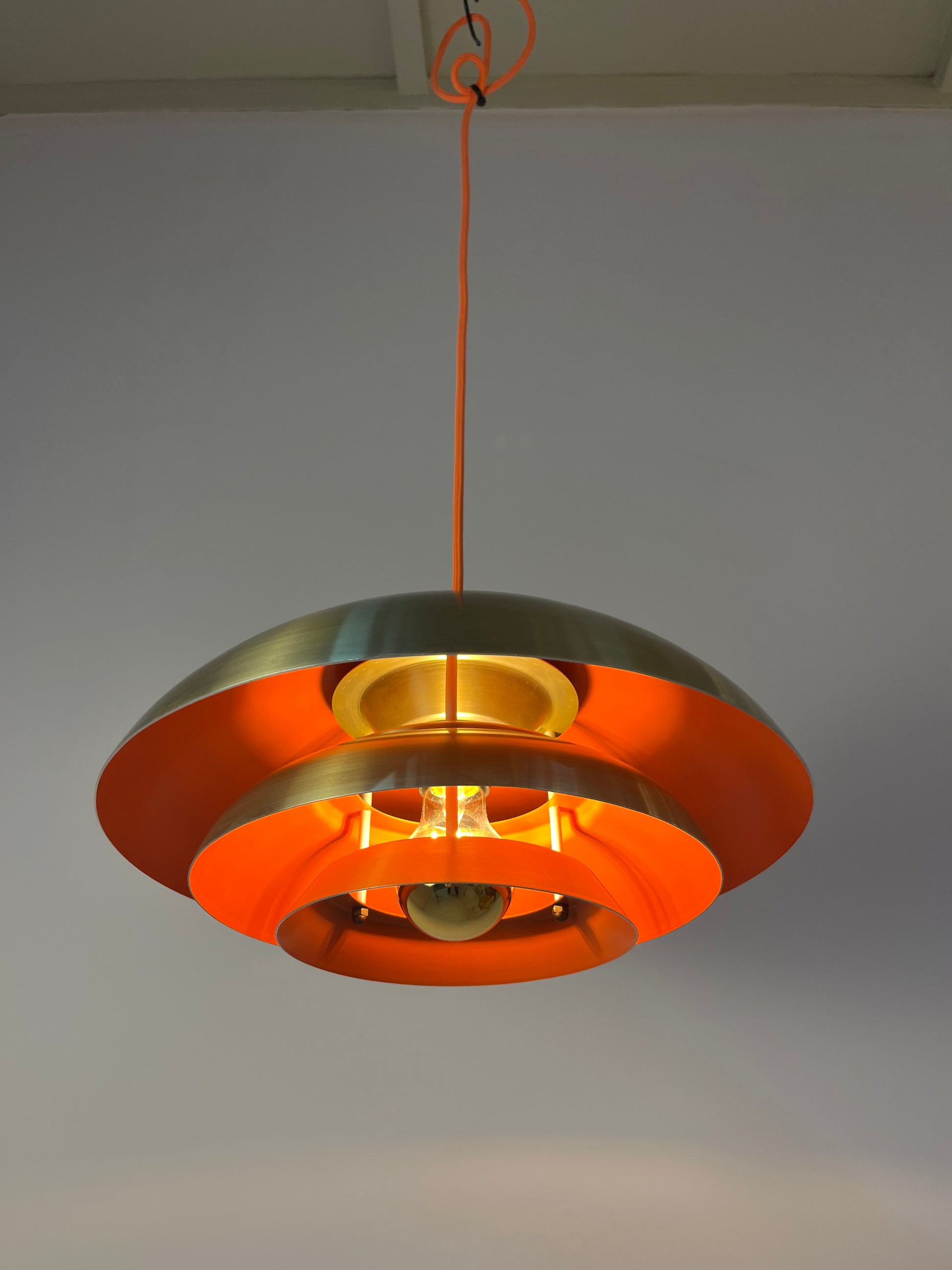 Lamellenlampe gold orange aus Dänemark